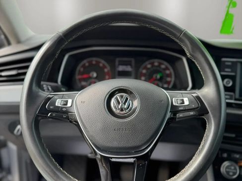 Used 2021 Volkswagen Jetta SE w/ SE Cold Weather Package FWD image 17