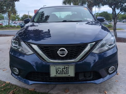 Used 2019 Nissan Sentra SR FWD image 3