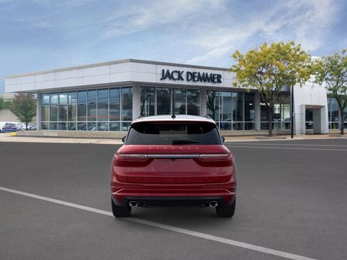 New 2026 Lincoln Corsair Premiere image 5