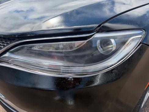 Used 2015 Chrysler 200 Limited w/ Spring Special Group FWD image 10