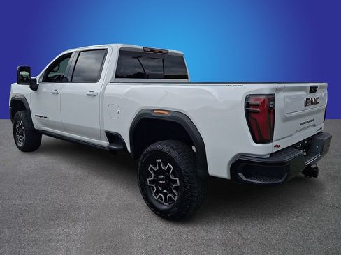 Used 2024 GMC Sierra 2500 AT4X AWD/4WD image 6