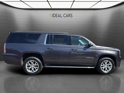 Used 2018 GMC Yukon XL SLT w/ Open Road Package RWD image 7