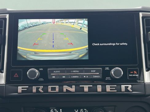 Used 2025 Nissan Frontier SV w/ SV Convenience Package RWD image 29