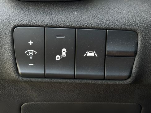 Used 2021 Kia Sportage S w/ S AWD Premium Package image 19