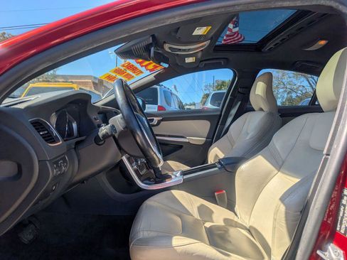 Used 2015 Volvo S60 T5 Platinum image 9