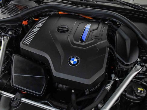 Certified 2023 BMW 530e 530e iPerformance w/ M Sport Package image 29