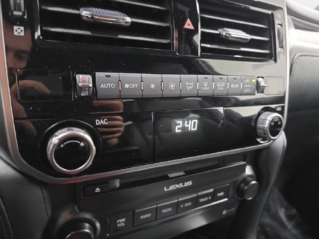 Used 2023 Lexus GX 460 Premium w/ Premium Package AWD/4WD image 23