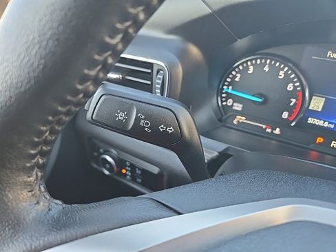 Used 2024 Ford Explorer Limited image 40