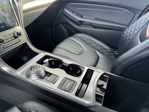 Used 2024 Ford Edge Titanium image 21