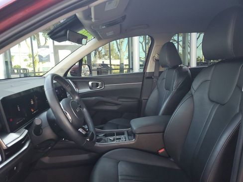 Certified 2024 Kia Sorento S image 15