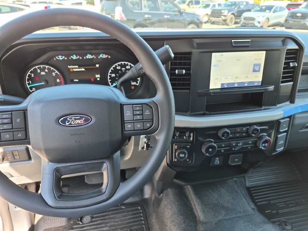 New 2027 Ford F250 XL w/ XL Chrome Package AWD/4WD image 22