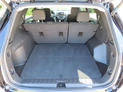 Used 2022 Chevrolet Equinox LT AWD/4WD image 21