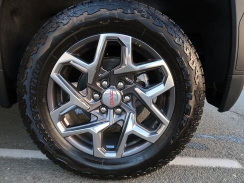 New 2026 GMC Sierra 1500 SLT w/ SLT Premium Plus Package image 24