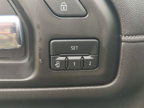 Used 2022 GMC Sierra 2500 Denali w/ Denali Ultimate Package image 17