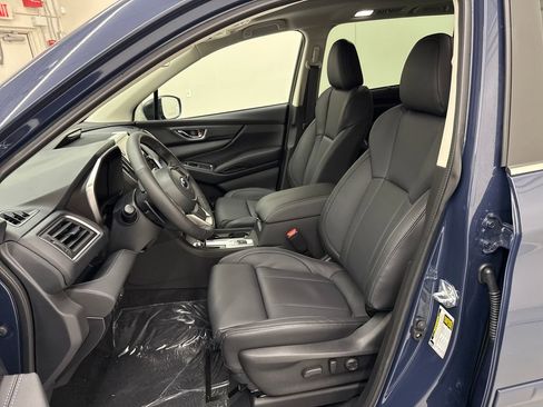 New 2025 Subaru Ascent Limited image 13