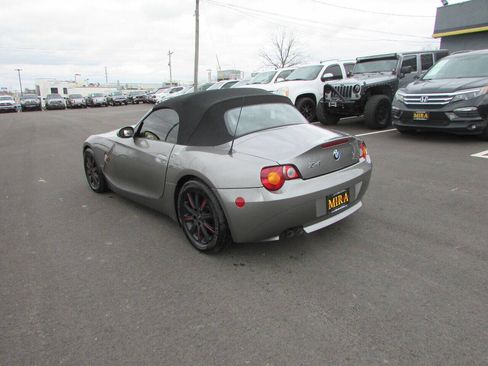 Used 2003 BMW Z4 2.5i image 11