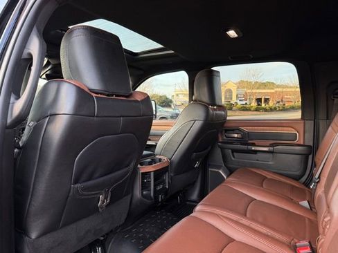 Used 2024 RAM 2500 Limited w/ Safety Group image 27