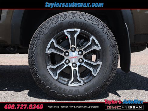 Used 2025 GMC Canyon AT4 AWD/4WD image 38