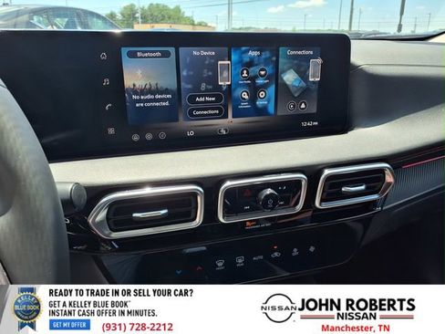 New 2026 Nissan Sentra SR w/ Floor Mat Package FWD image 6