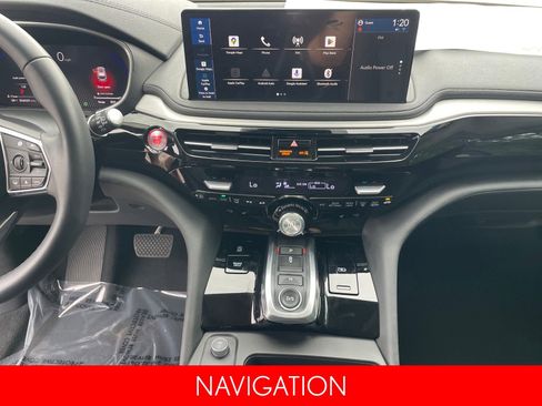 Used 2025 Acura MDX SH-AWD image 16