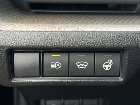 Used 2025 Toyota Prius Limited w/ Limited Premium Package FWD image 19
