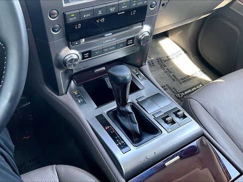 Used 2018 Lexus GX 460 Premium w/ Premium Package AWD/4WD image 31