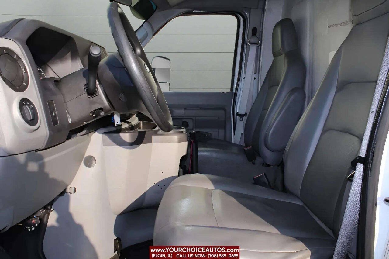 Used 2011 Ford E-450 and Econoline 450 Super Duty RWD image 10