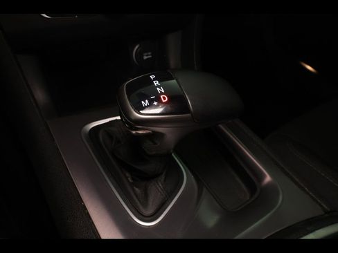 Used 2019 Dodge Charger GT RWD image 11