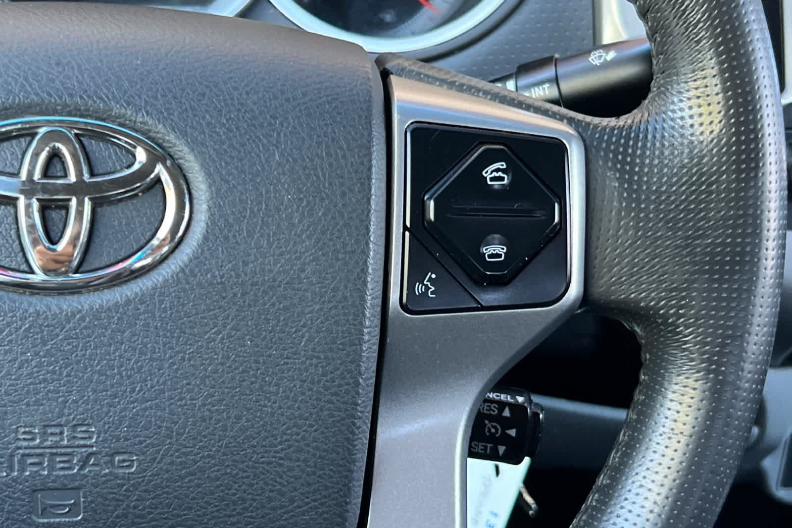 Used 2014 Toyota Tacoma PreRunner w/ SR5 Package RWD image 24