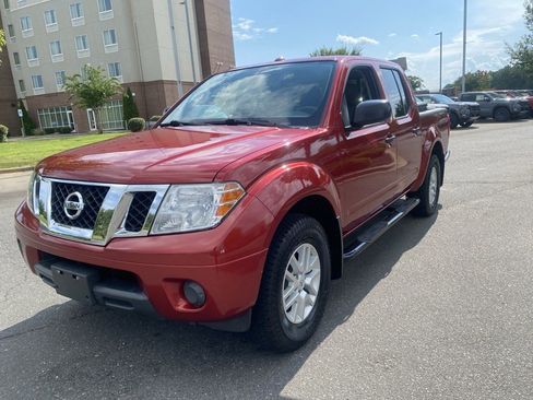 Used 2017 Nissan Frontier SV AWD/4WD image 9