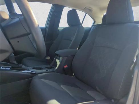 Certified 2025 Toyota Corolla LE image 18