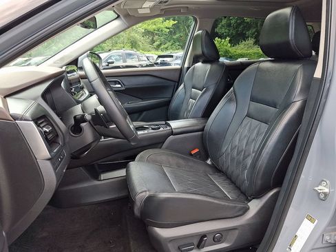 Used 2023 Nissan Rogue Platinum w/ Platinum Premium Package AWD/4WD image 14