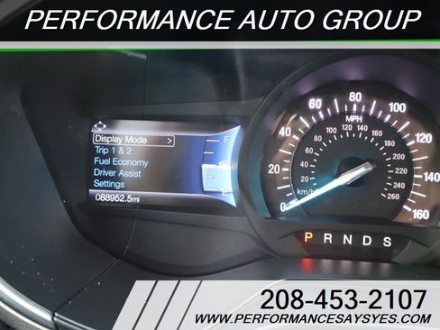 Used 2019 Ford Fusion SE image 22
