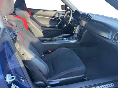 Used 2013 Scion FR-S RWD image 7
