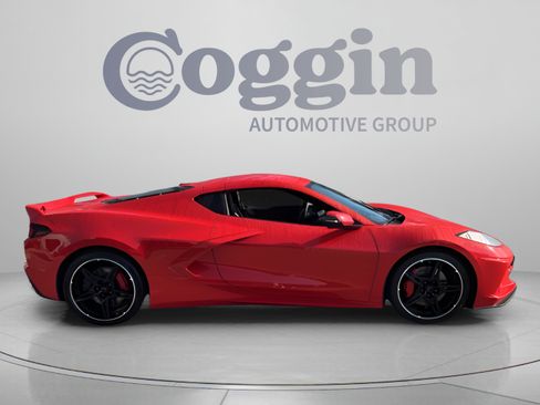 Used 2024 Chevrolet Corvette Stingray Preferred Cpe w/ Z51 Performance Package RWD image 6