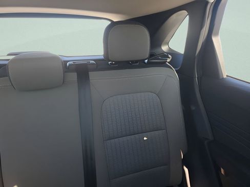 Used 2022 Ford Escape S image 14