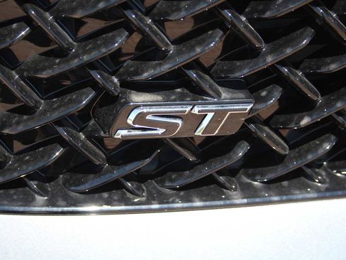 New 2026 Buick Envision Sport Touring AWD/4WD image 4
