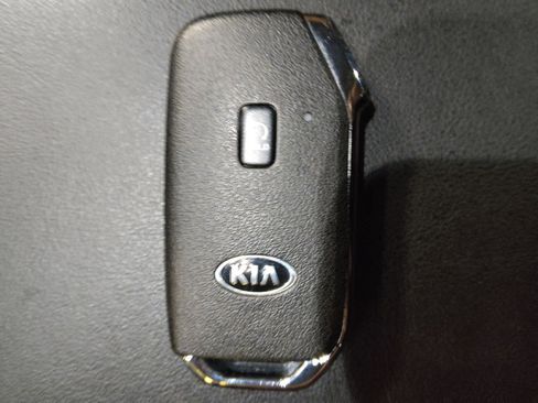 Used 2021 Kia Sorento S w/ Panoramic Sunroof Package FWD image 32