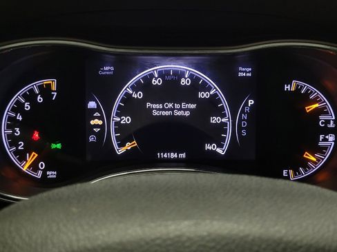 Used 2015 Jeep Grand Cherokee Limited w/ Luxury Group II RWD image 23