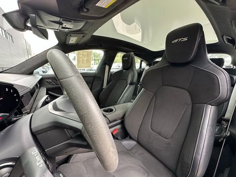 Used 2024 Porsche Taycan GTS image 5