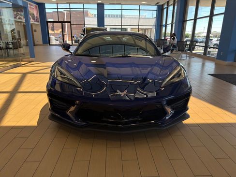 Used 2025 Chevrolet Corvette Stingray Preferred Conv w/ Stealth Interior Trim Package RWD image 8
