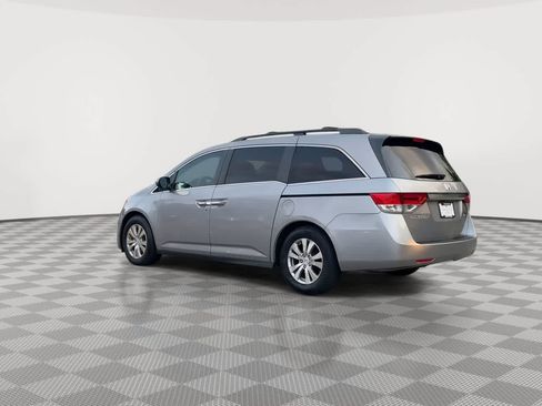 Used 2016 Honda Odyssey SE image 6