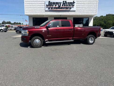 Used 2023 RAM 3500 Laramie AWD/4WD image 1