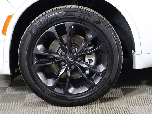 Used 2023 Dodge Durango R/T image 25