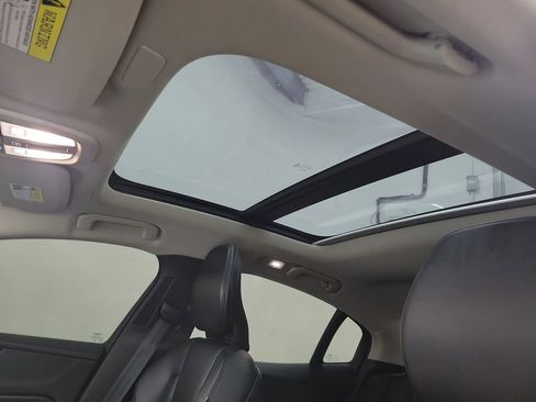 Certified 2024 Volvo S60 B5 Core image 18