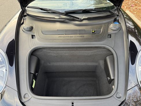 Used 2019 Porsche 911 image 69