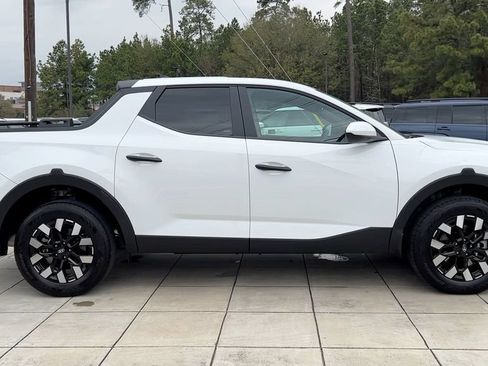 Used 2026 Hyundai Santa Cruz SE FWD image 15