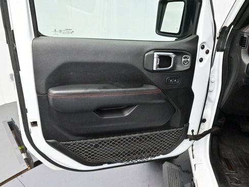 Used 2021 Jeep Gladiator Rubicon AWD/4WD image 10