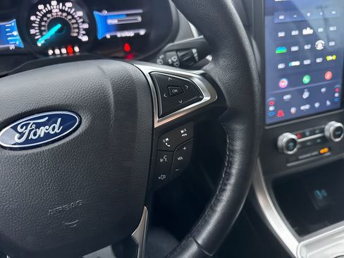 Used 2023 Ford Edge SEL w/ Convenience Package image 38