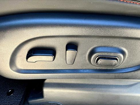 Used 2021 Nissan Titan PRO-4X w/ Off Road Protection Package image 35